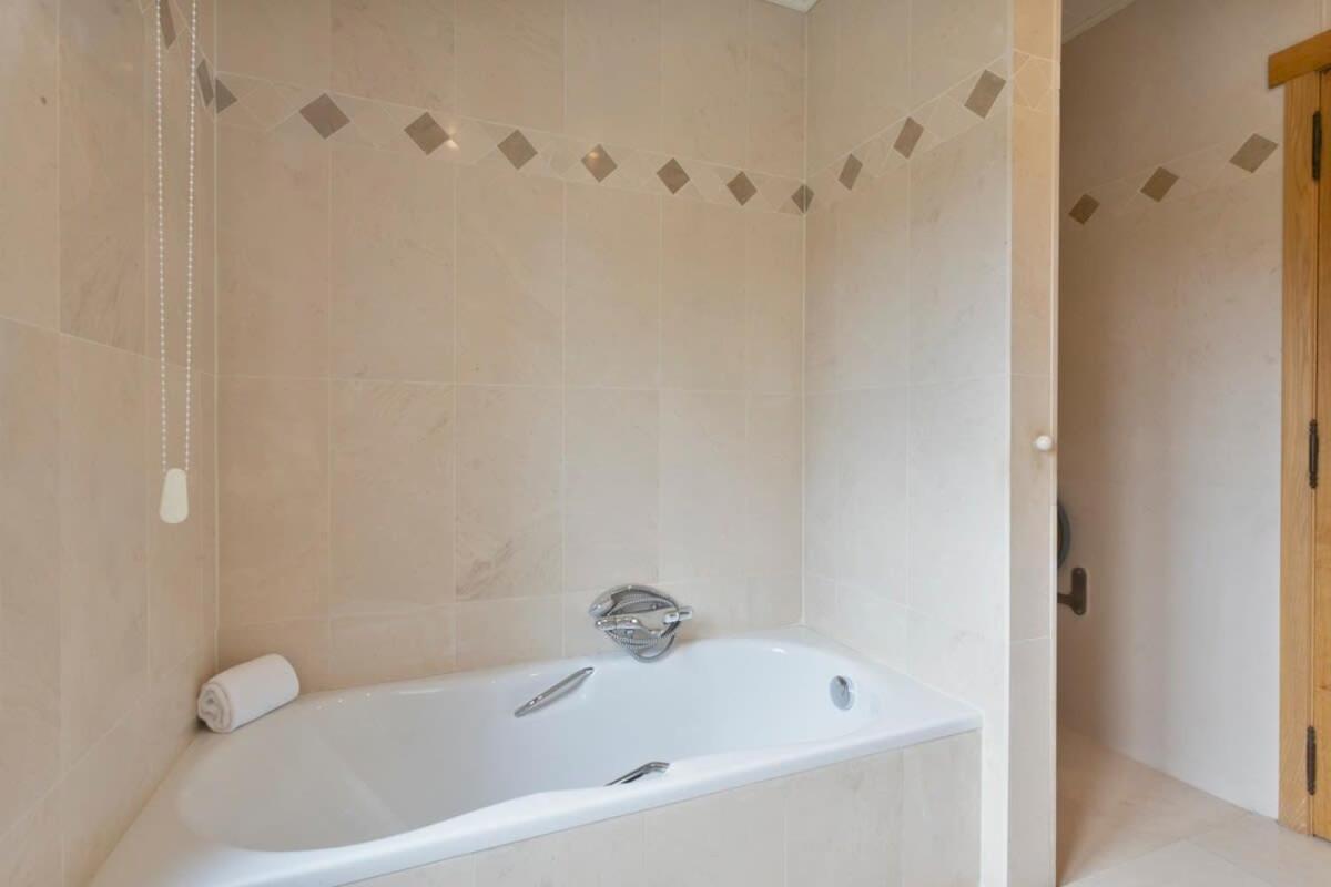Huswell - Family House With A Beautiful View In Damme Villa Brugge Ngoại thất bức ảnh